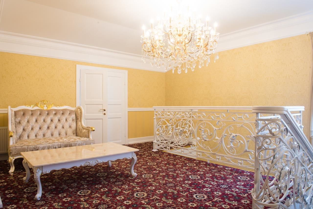 Отель Hotel Grand Aristocrate Dubovtsy-30
