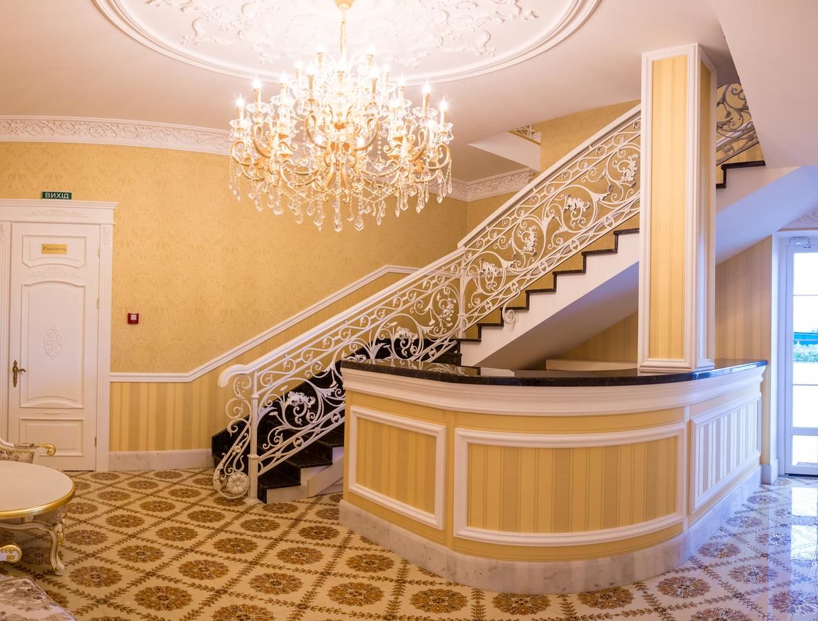 Отель Hotel Grand Aristocrate Dubovtsy-36
