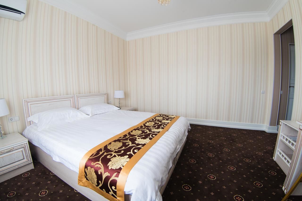 Отель Hotel Grand Aristocrate Dubovtsy-40