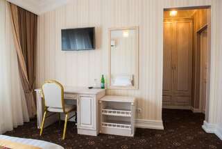 Отель Hotel Grand Aristocrate Dubovtsy Двухместный номер Делюкс с 2 отдельными кроватями-3