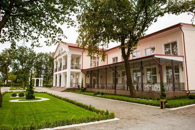 Отель Hotel Grand Aristocrate Dubovtsy-19