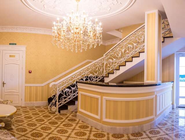 Отель Hotel Grand Aristocrate Dubovtsy-35